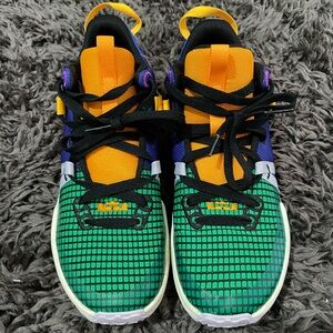 LeBron Witness 7 Basketball Shoes